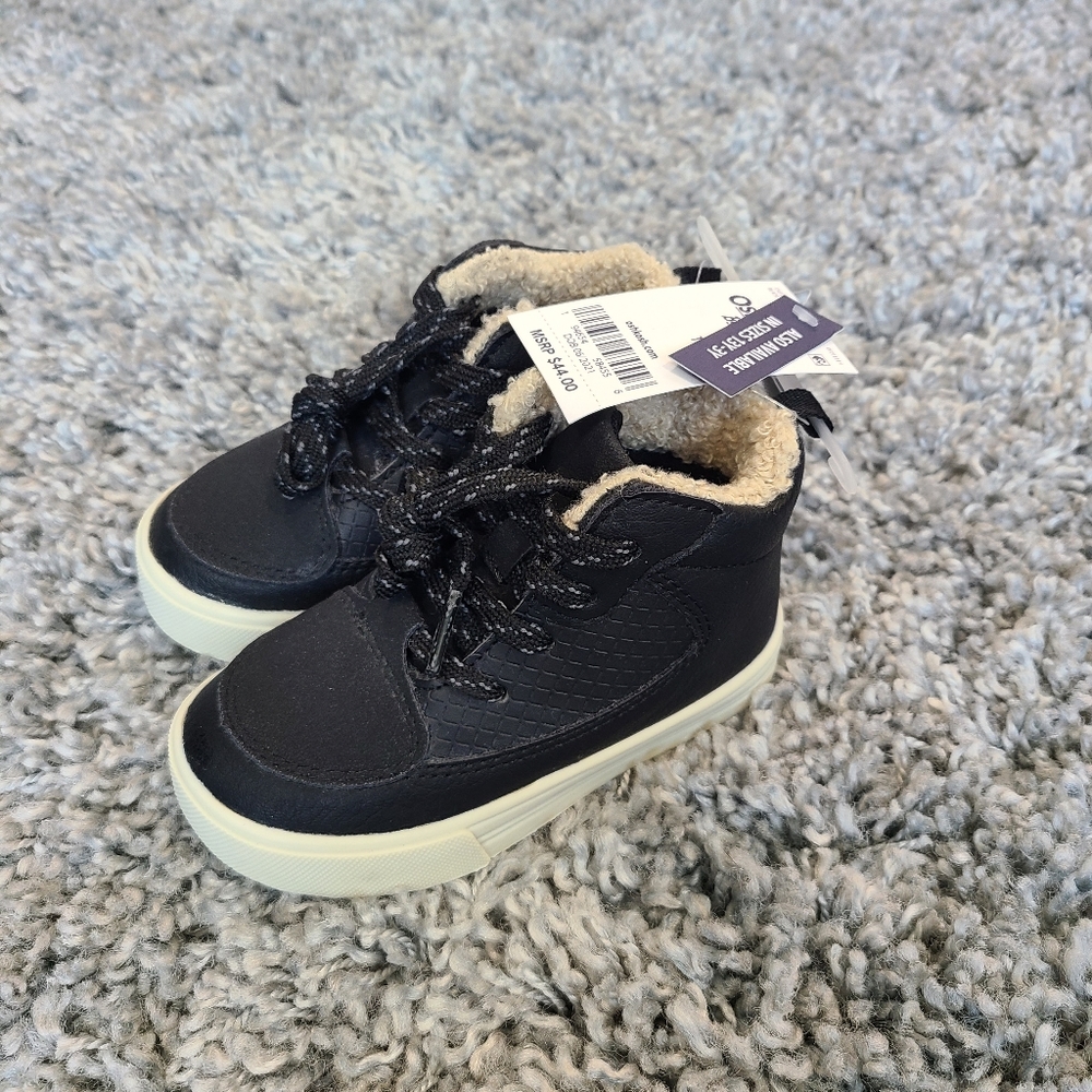 Oshkosh B'gosh black Hightops size 6 (toddler)